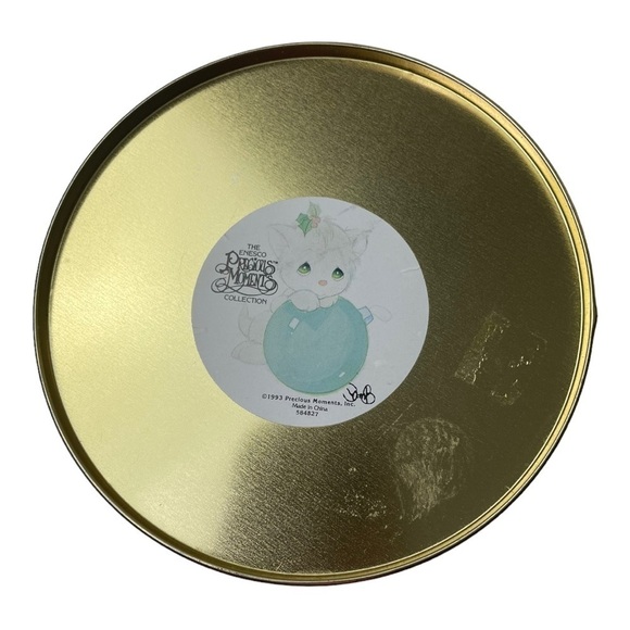 Vintage 1993 Precious Moments Christmas Cookie Tin - Picture 3 of 3